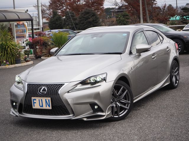 Lexus IS 2014-01 154-3