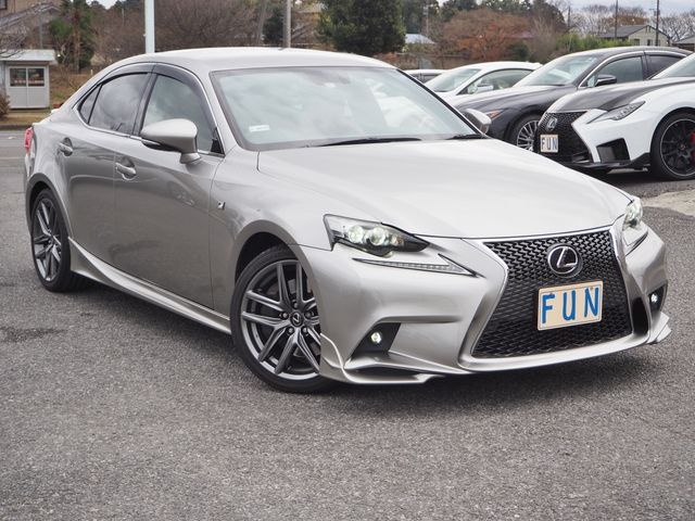 Lexus IS 2014-01 154-2