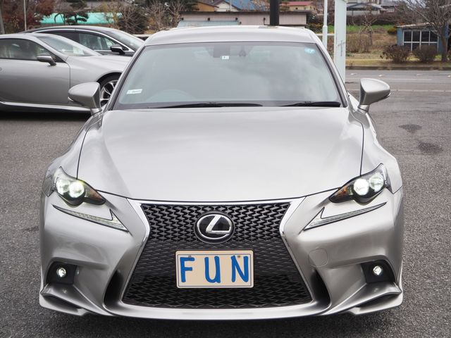 Lexus IS 2014-01 154-1
