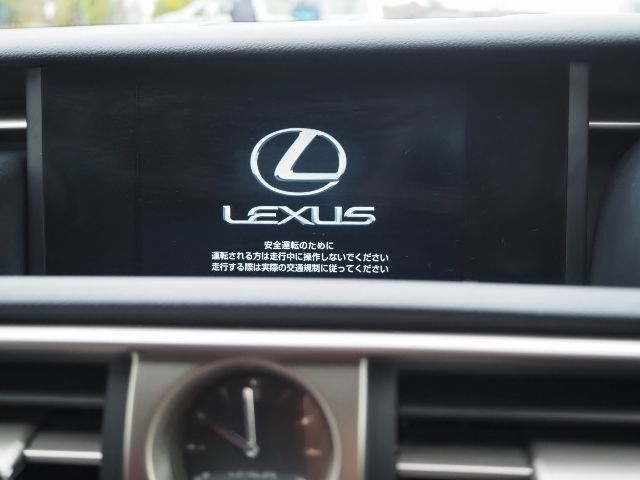 Lexus IS 2014-01 154-18