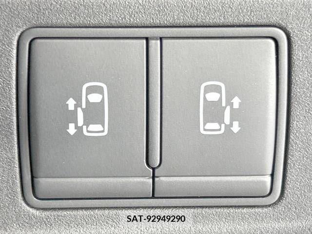 Nissan SERENA 2018-05 384650-3