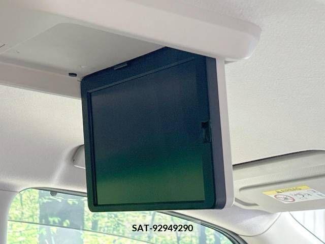 Nissan SERENA 2018-05 384650-2