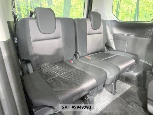 Nissan SERENA 2018-05 384650-11