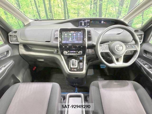 Nissan SERENA 2018-05 384650-1