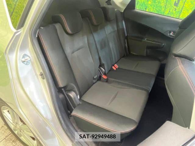 Toyota RACTIS 2013-05 313639-9