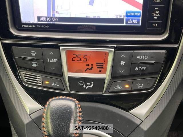 Toyota RACTIS 2013-05 313639-7
