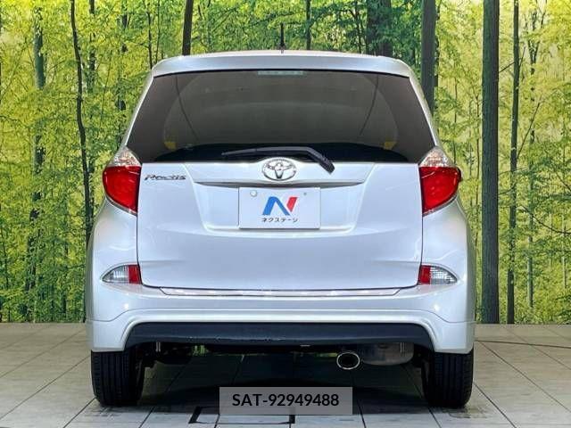 Toyota RACTIS 2013-05 313639-15