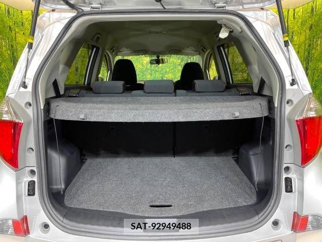 Toyota RACTIS 2013-05 313639-10