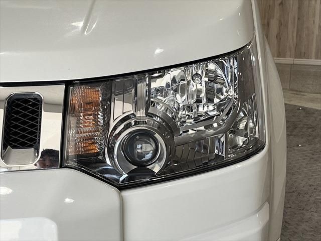 Mitsubishi DELICA D5 2018-09 18216-8