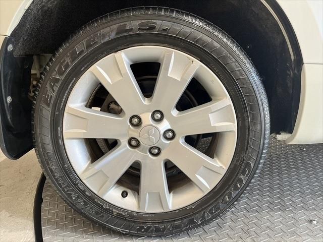 Mitsubishi DELICA D5 2018-09 18216-15
