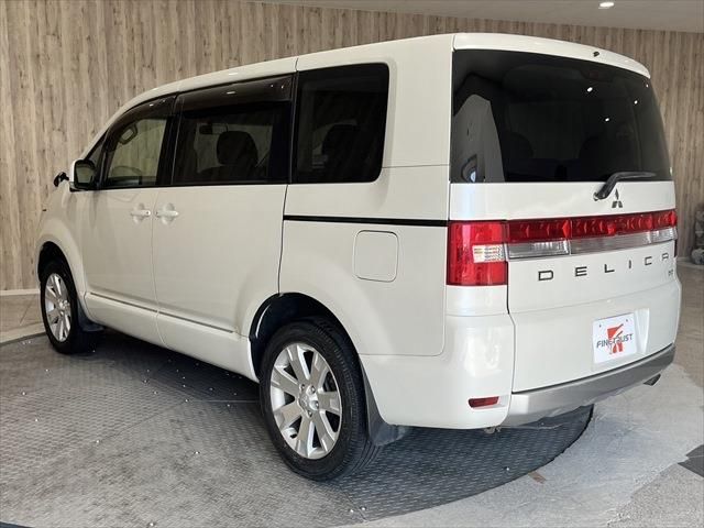 Mitsubishi DELICA D5 2018-09 18216-6