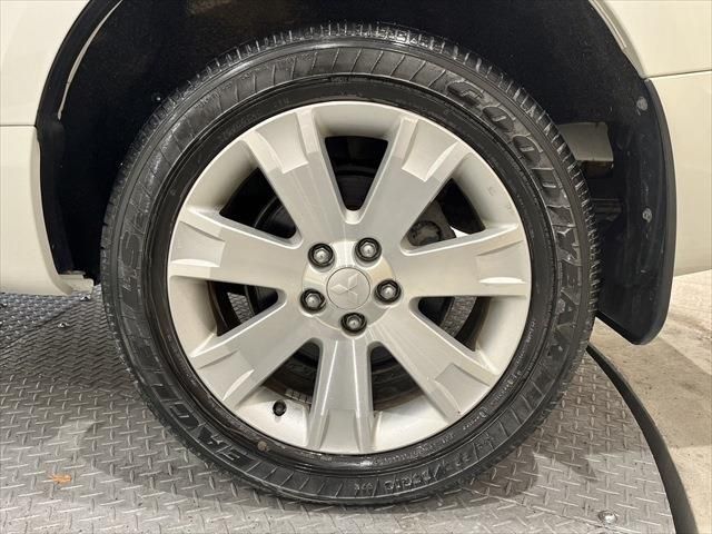 Mitsubishi DELICA D5 2018-09 18216-13