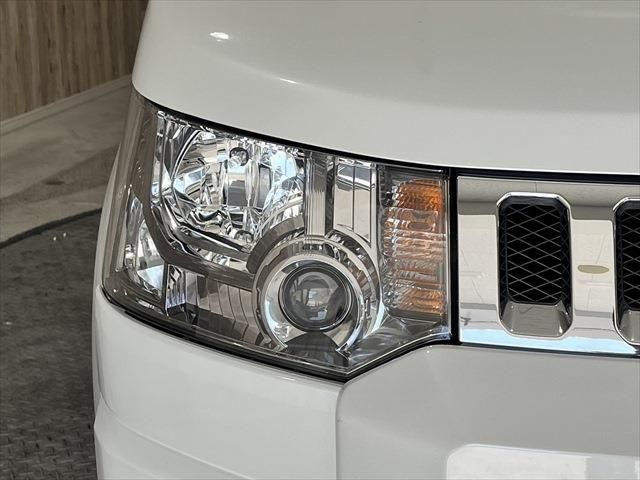 Mitsubishi DELICA D5 2018-09 18216-9
