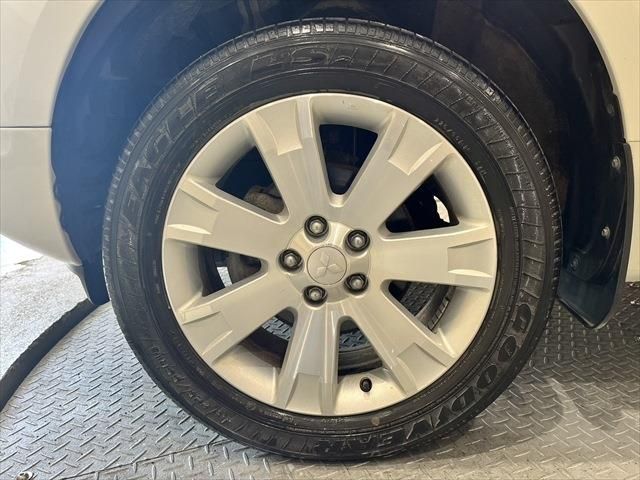 Mitsubishi DELICA D5 2018-09 18216-12