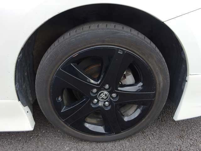 Toyota PRIUS 2019-04 12989-14