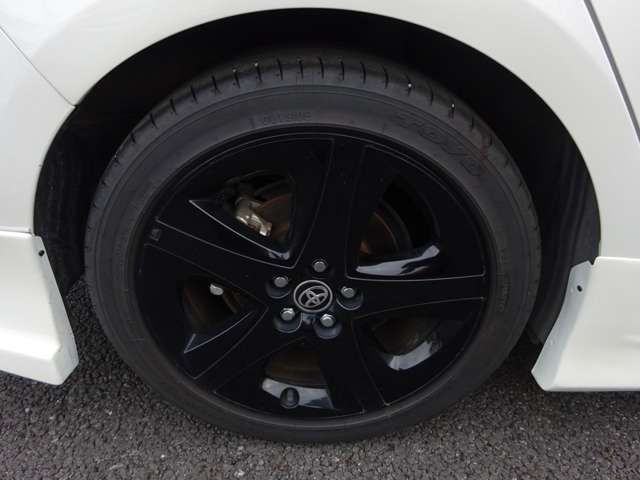 Toyota PRIUS 2019-04 12989-13