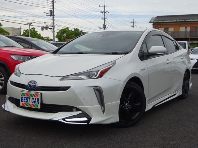 Toyota PRIUS 2019-04 12989-0