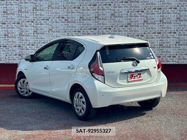 Toyota AQUA 2017-03 292171-8