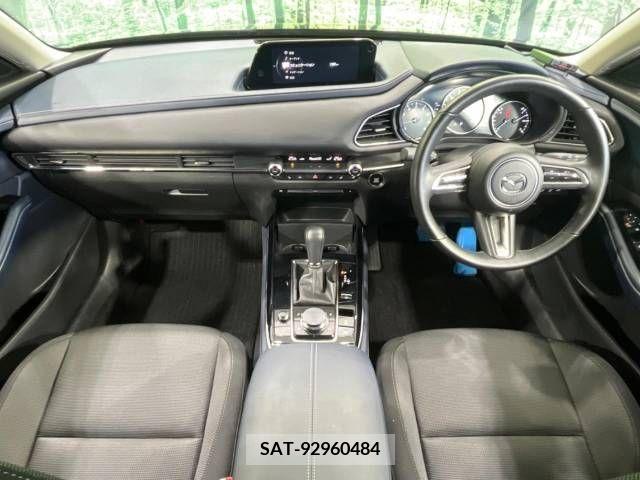 Mazda CX-30 2023-03 221701-1