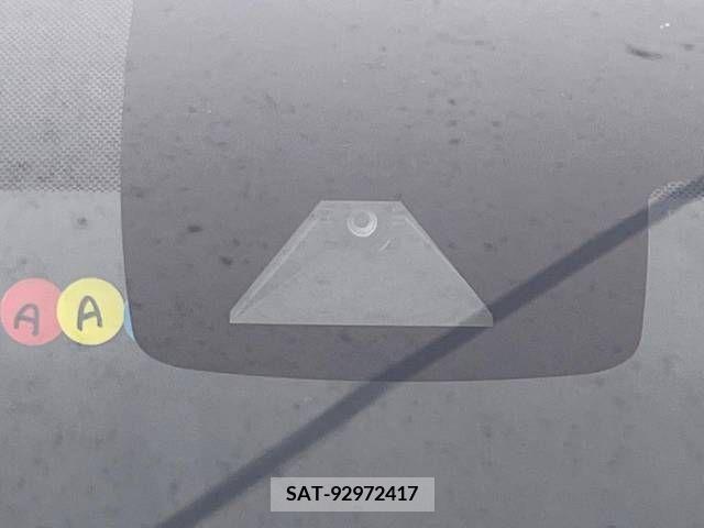 Toyota PRIUS 2019-08 221694-2