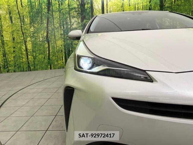 Toyota PRIUS 2019-08 221694-12