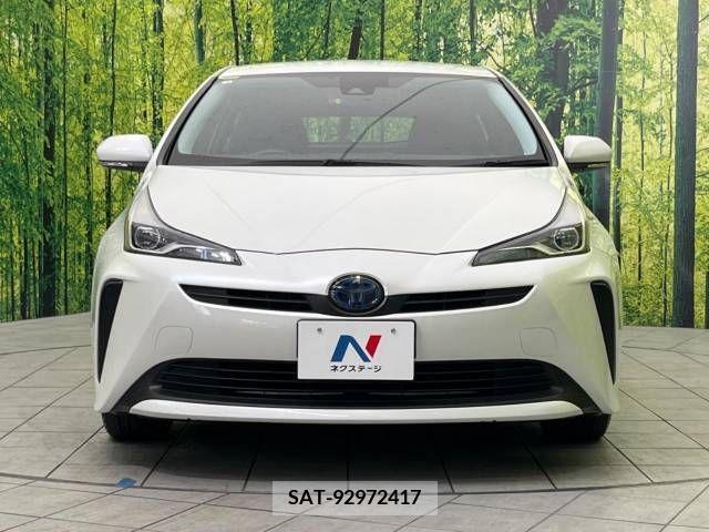 Toyota PRIUS 2019-08 221694-14