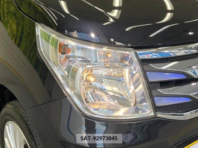 Suzuki WAGON R 2015-12 383513-12
