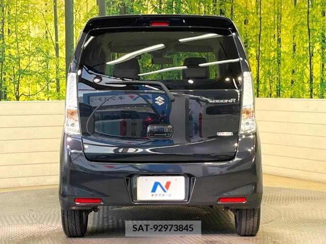 Suzuki WAGON R 2015-12 383513-15