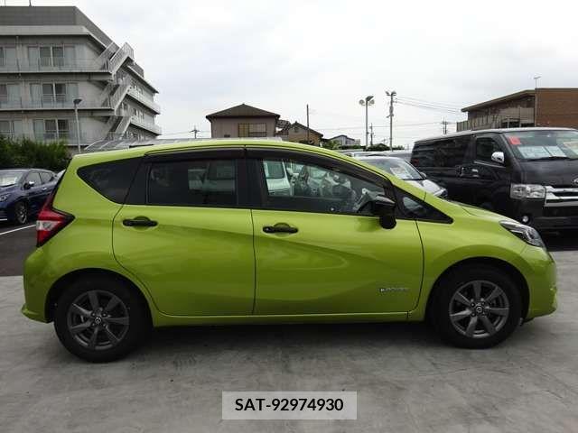 Nissan NOTE 2017-10 327666-10