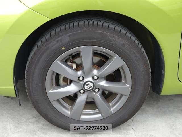 Nissan NOTE 2017-10 327666-11