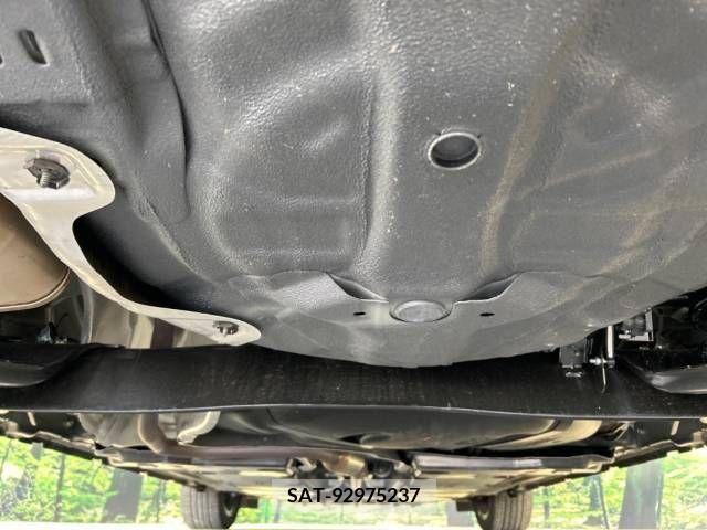Nissan AURA 2023-06 219644-19