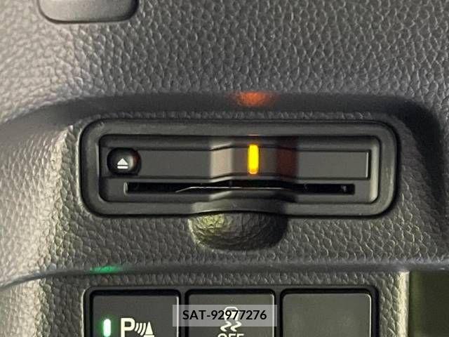 Honda N BOX CUSTOM 2022-09 348306-5