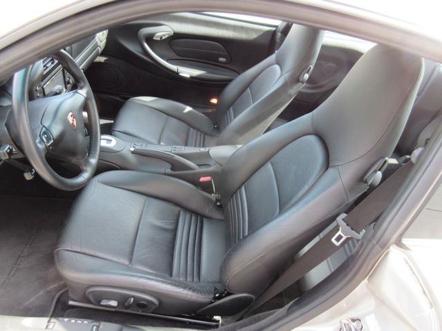 Porsche 911 2002-06 1779-25