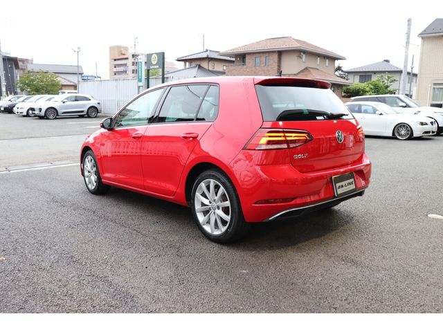 VolksWagen GOLF 2019-02 3339-7