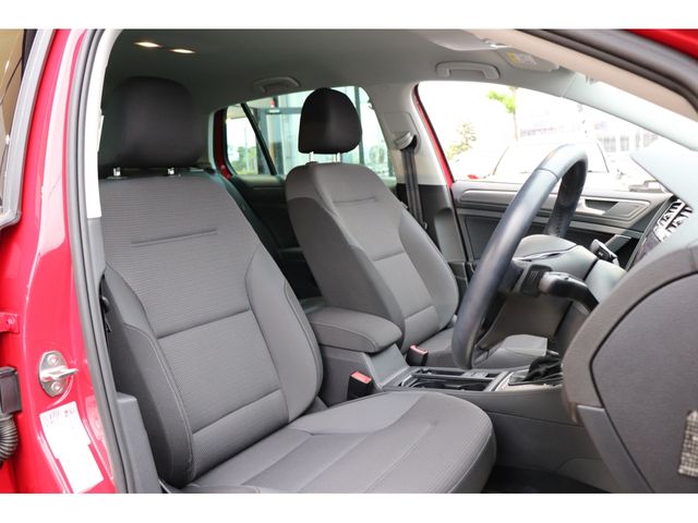 VolksWagen GOLF 2019-02 3339-9