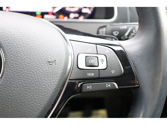VolksWagen GOLF 2019-02 3339-24