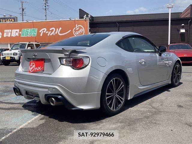 Toyota 86 2012-06 264570-4