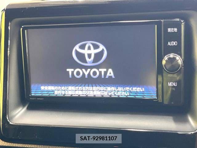 Toyota VOXY 2017-08 384676-2