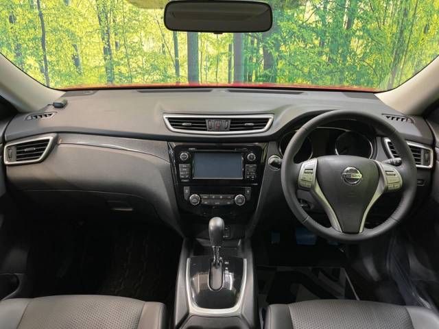 Nissan X-TRAIL 2014-10 187878-1