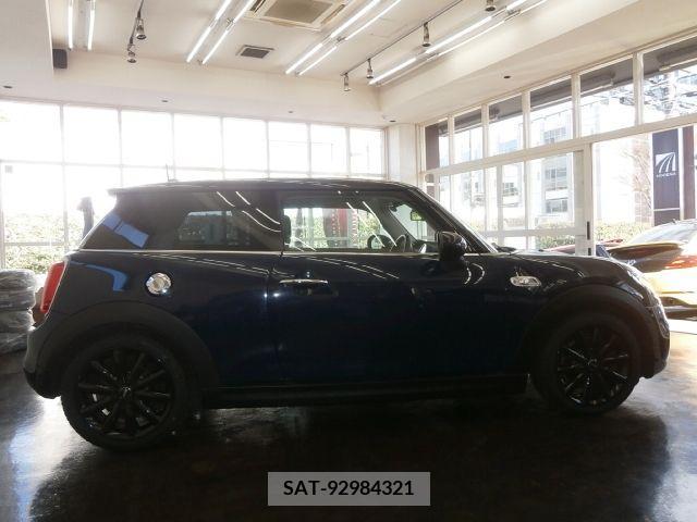 Bmw MINI 2019-03 249407-4