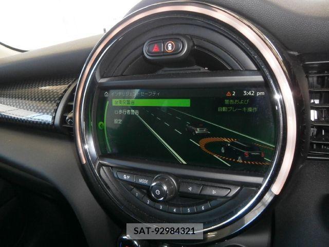 Bmw MINI 2019-03 249407-24