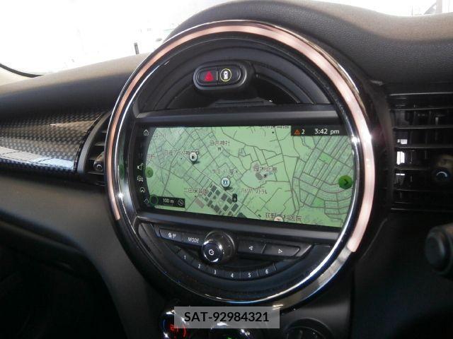 Bmw MINI 2019-03 249407-23