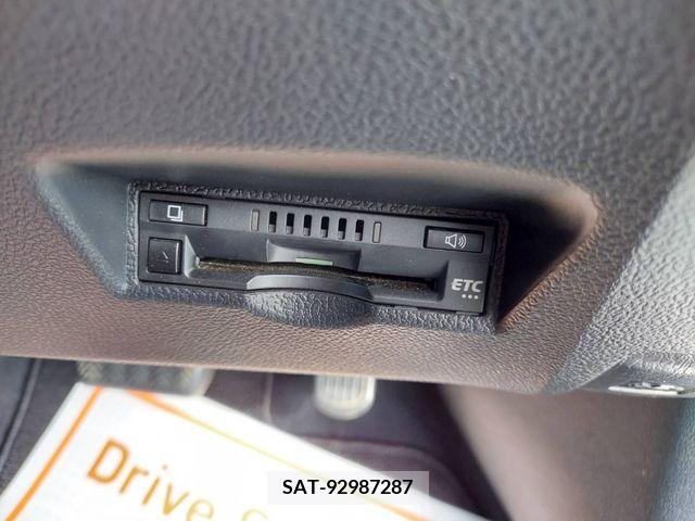 Toyota PRIUS PHV 2018-09 282570-12