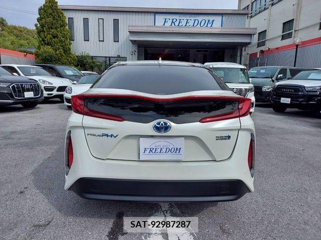 Toyota PRIUS PHV 2018-09 282570-16