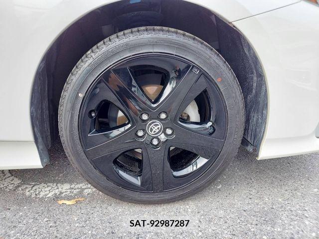 Toyota PRIUS PHV 2018-09 282570-3