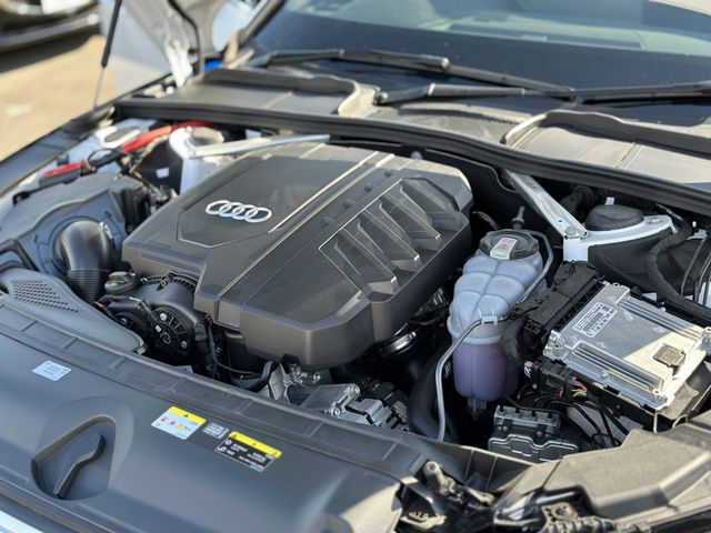 Audi A4 2023-02 15661-29