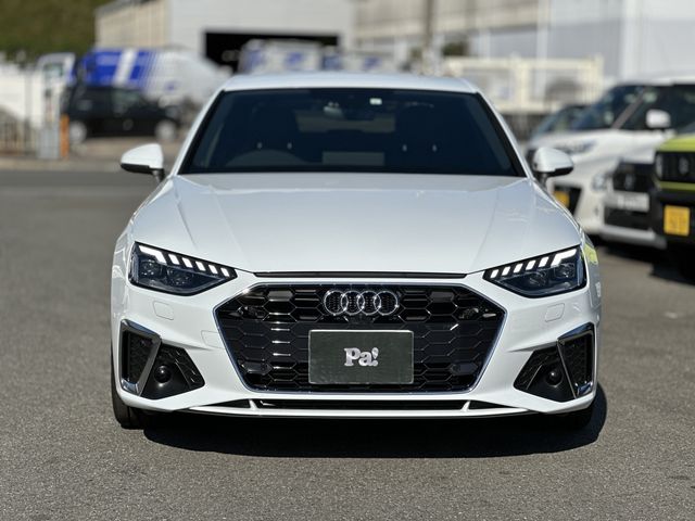 Audi A4 2023-02 15661-23