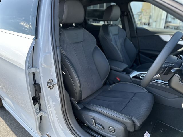 Audi A4 2023-02 15661-14