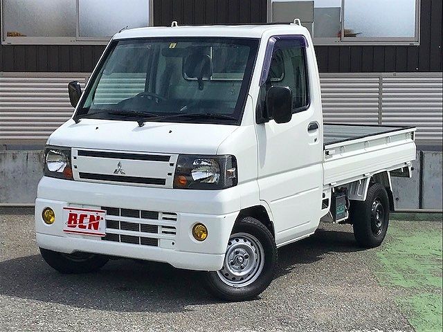 Mitsubishi MINICAB TRUCK 2011-08 22273-0