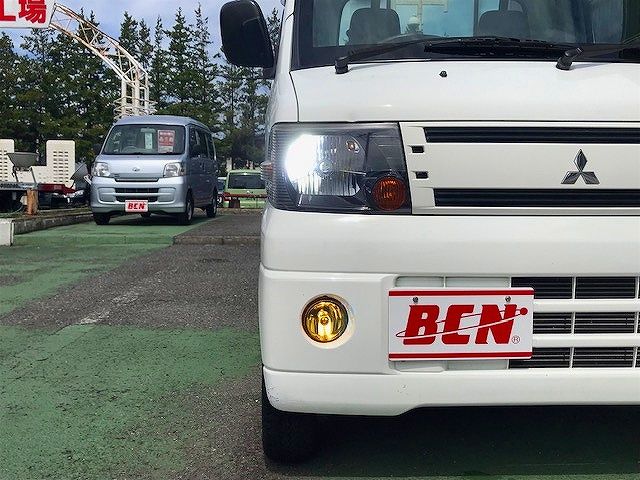Mitsubishi MINICAB TRUCK 2011-08 22273-27